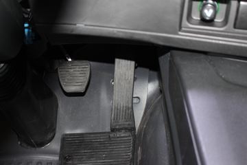 ���� ��ʮ��޿�VC66 520���� 4X2 AMT�Զ���ǣ����(QL4250KFNH)ͼƬ