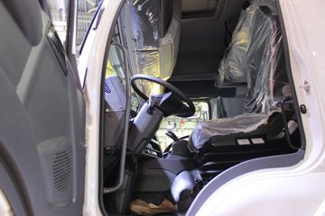 ���� ��ʮ��޿�VC66 520���� 4X2 AMT�Զ���ǣ����(QL4250KFNH)ͼƬ