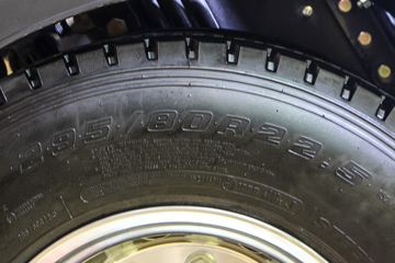 ���� ��ʮ��޿�VC66 520���� 4X2 AMT�Զ���ǣ����(QL4250KFNH)ͼƬ