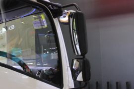 五十铃M600 电动载货车外观图片