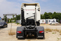 曼(MAN) 新TGX系列重卡 470马力 4X2 牵引车(TGX18.470)