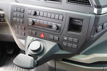 ��(MAN) ��TGXϵ���ؿ� 470���� 4X2 ǣ����(TGX18.470)ͼƬ