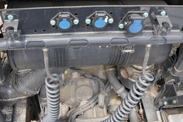 ��(MAN) ��TGXϵ���ؿ� 470���� 4X2 ǣ����(TGX18.470)ͼƬ