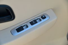 长安跨越王X3 舒适版 1.6L 汽油 122马力 3.285米单排厢式微卡(国六)(SC5034XXYNGD6B1)