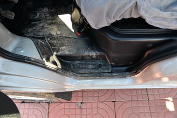ԽX1 ׼ 1.6L  105 3.035׵ʽ΢()(SC5031XXYXDD6B1NG) ͼƬ