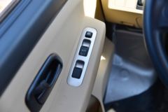 长安跨越王X1 标准版 1.2L 汽油 91马力 2.185米双排厢式微卡(单后轮)(国六)(SC5031XXYXDS6B1)