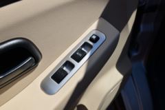 长安跨越王X3 标准版 1.6L 汽油 122马力 3.185米单排厢式微卡(国六)(SC5031XXYNGD6B1)