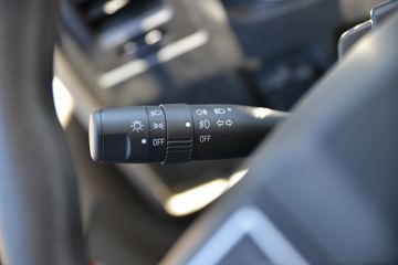 �й�����HOWO ͳ˧ 190���� 5.2���Ű������ػ���ͼƬ