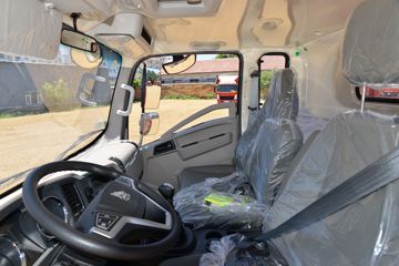�й�����HOWO ͳ˧ 190���� 5.2���Ű������ػ���ͼƬ