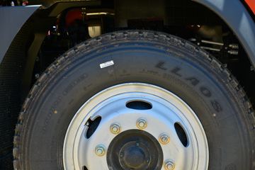 �й�����HOWO ͳ˧ 190���� 5.2���Ű������ػ���ͼƬ