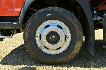 �й�����HOWO ͳ˧ 190���� 5.2���Ű������ػ���ͼƬ