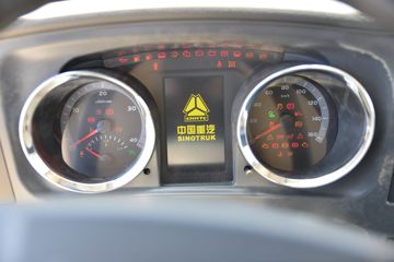 �й�����HOWO ͳ˧ 130���� 3.85���Ű������ῨͼƬ