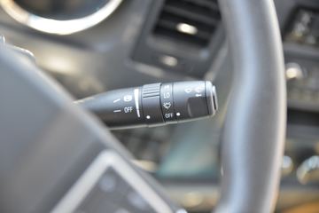 �й�����HOWO ͳ˧ 130���� 3.85���Ű������ῨͼƬ
