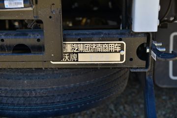 �й�����HOWO ͳ˧ 130���� 3.85���Ű������ῨͼƬ