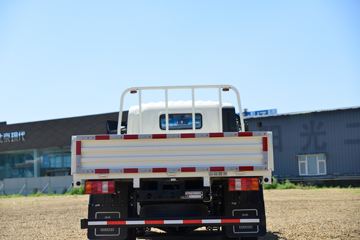 �й�����HOWO ͳ˧ 130���� 3.85���Ű������ῨͼƬ