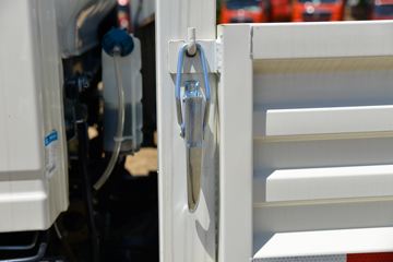 �й�����HOWO ͳ˧ 130���� 3.85���Ű������ῨͼƬ
