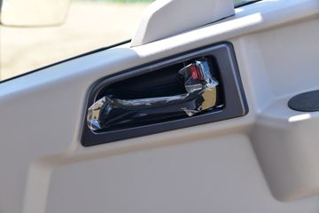 �й�����HOWO ͳ˧ 160���� 4X2 4.1����س�(����)(��Ҷ���)(ZZ5047XLCH3315F145)ͼƬ