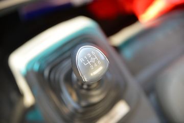 �й�����HOWO ͳ˧ 160���� 4X2 4.1����س�(����)(��Ҷ���)(ZZ5047XLCH3315F145)ͼƬ