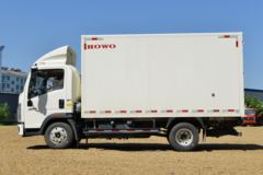 中国重汽HOWO 统帅 130马力 4.15米单排厢式轻卡(速比4.333)(ZZ5047XXYH3315F145H)