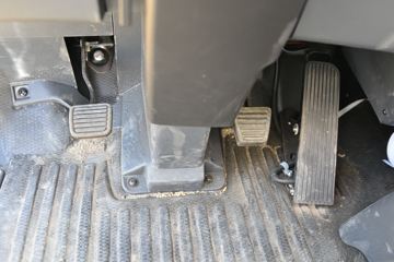 �й�����HOWO ͳ˧ 160���� 4X2 4.1����س�(����)(��Ҷ���)(ZZ5047XLCH3315F145)ͼƬ