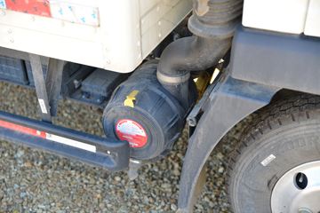 �й�����HOWO ͳ˧ 130���� 4.15�׵�����ʽ�Ῠ(�ٱ�4.333)ͼƬ