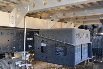 �й�����HOWO ͳ˧ 130���� 4.15�׵�����ʽ�Ῠ(�ٱ�4.333)ͼƬ