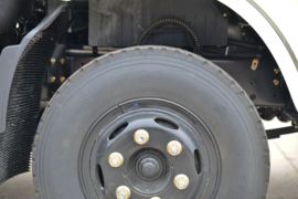 飞碟奥驰底盘&nbsp;垃圾运输车底盘图片