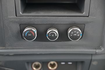 �й�����HOWO ���� 130���� 4.15�׵��������Ῠ(����)ͼƬ