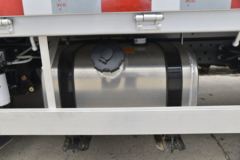 陕汽轻卡 德龙K3000 130马力 4.18米单排栏板轻卡(国六)(6挡)(YTQ1041KH331)