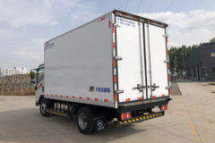 凯马 凯捷M3 尊享版 130马力 4X2 4.1米冷藏车(KMC5042XLCA336DP6)
