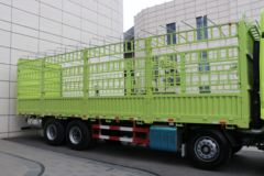 一汽解放 J7重卡 460马力 8X4 9.5米仓栅式载货车(国六)(CA5310XXYP77K24T4E6)