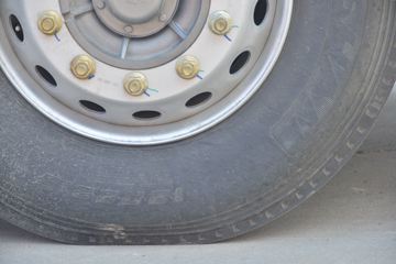 �й����� HOWO T7H�ؿ� 480���� 6X4ǣ����(����12��)(ZZ4257V324HE1B)ͼƬ