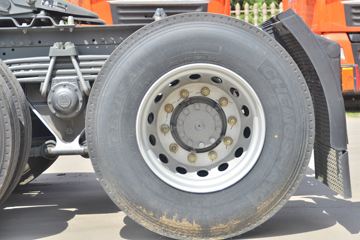 �й����� HOWO T7H�ؿ� 480���� 6X4ǣ����(����12��)(ZZ4257V324HE1B)ͼƬ