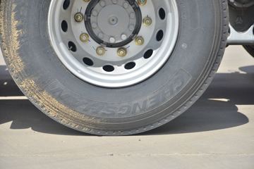 �й����� HOWO T7H�ؿ� 480���� 6X4ǣ����(����12��)(ZZ4257V324HE1B)ͼƬ