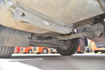 �й����� HOWO T7H�ؿ� 480���� 6X4ǣ����(����12��)(ZZ4257V324HE1B)ͼƬ