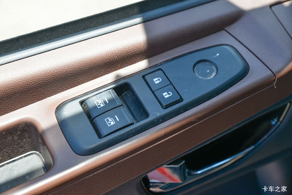 ������6�ػ����İ��óۻ��ȴ����� �����ߴ�2��