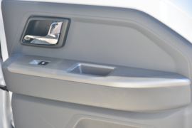 五菱征途&nbsp;皮卡驾驶室                                               图片