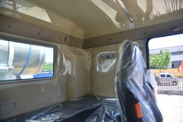 �й����� HOWO TX 340���� 8X4 7.5�����������賵(ZZ5317GJBN306GE1H)ͼƬ