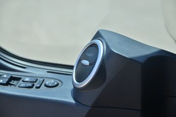 �й����� HOWO TX 340���� 8X4 7.5�����������賵(ZZ5317GJBN306GE1H)ͼƬ