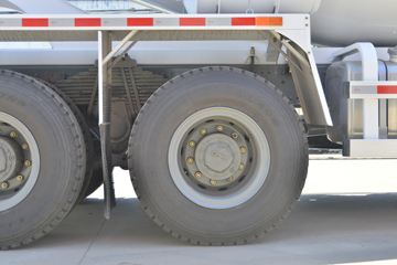 �й����� HOWO TX 340���� 8X4 7.5�����������賵(ZZ5317GJBN306GE1H)ͼƬ