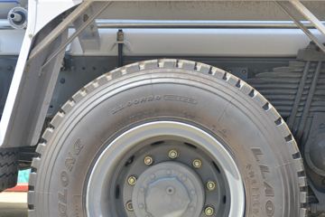 �й����� HOWO TX 340���� 8X4 7.5�����������賵(ZZ5317GJBN306GE1H)ͼƬ