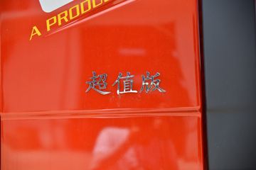 һ����� J6L�п� ��ֵ�� 180���� 4X2 6.2�������ػ���ͼƬ