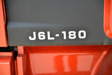 һ����� J6L�п� ��ֵ�� 180���� 4X2 6.2�������ػ���ͼƬ