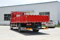 一汽解放 J6L中卡 超值版 180马力 4X2 6.2米栏板载货车(CA1180P62K1L4E5)