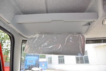 һ����� J6L�п� ��ֵ�� 180���� 4X2 6.2�������ػ���ͼƬ