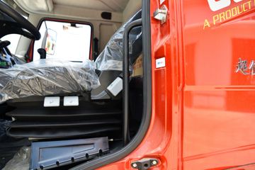 һ����� J6L�п� ��ֵ�� 180���� 4X2 6.2�������ػ���ͼƬ