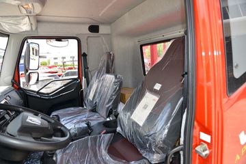 һ����� J6L�п� ��ֵ�� 180���� 4X2 6.2�������ػ���ͼƬ