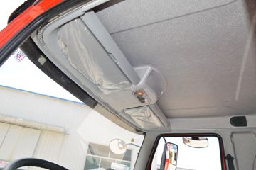 һ����� J6L�п� ��ֵ�� 180���� 4X2 6.2�������ػ���ͼƬ
