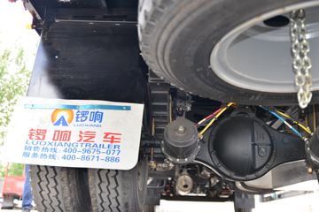 һ����� J6L�п� ��ֵ�� 180���� 4X2 6.2�������ػ���ͼƬ