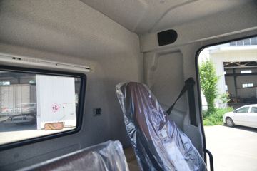 һ����� J6L�п� ������ 220���� 4X2 6.75�������ػ���ͼƬ